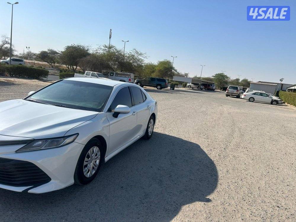 إعلان عن رنج روفر SE V6