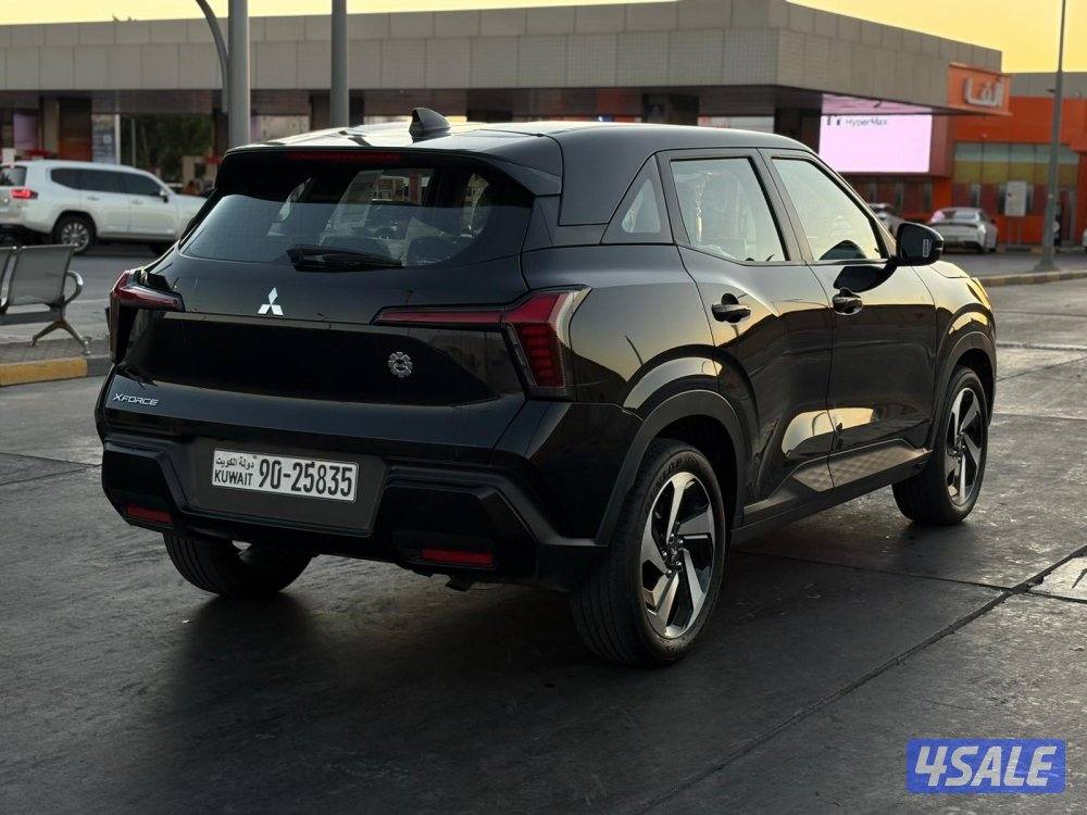 إعلان عن الفاروميو Q 4 stelvio