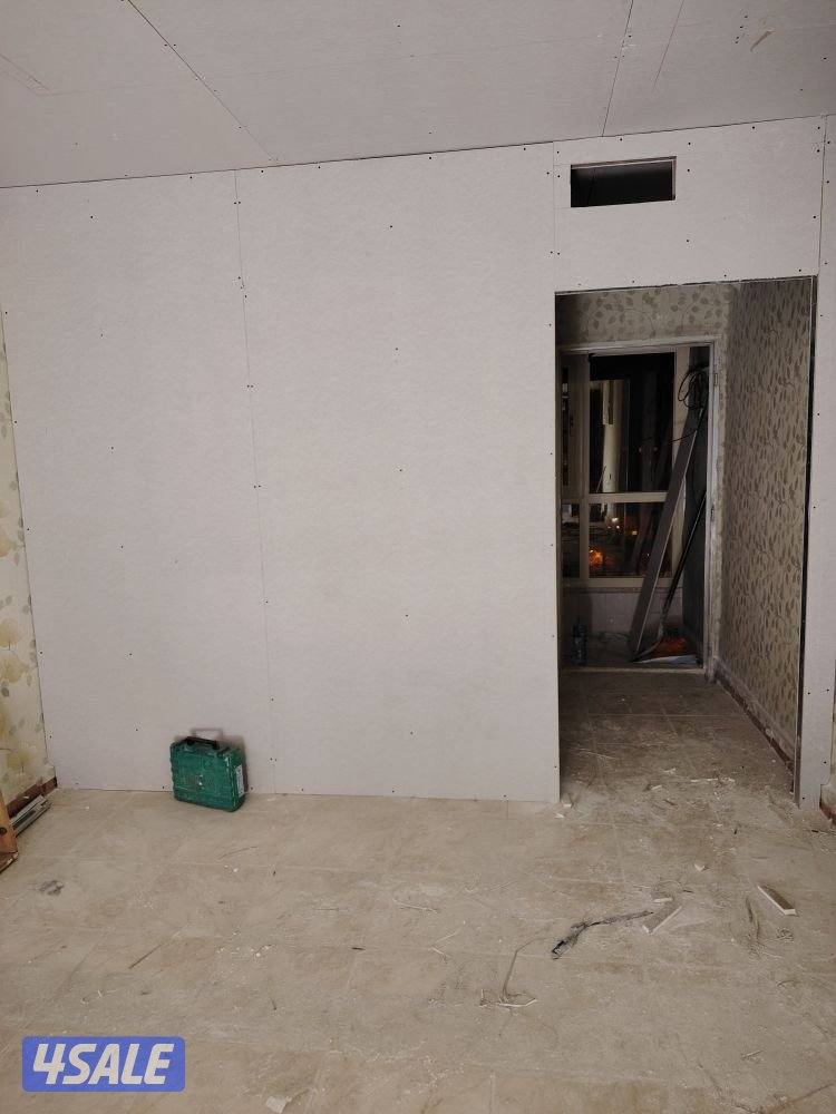 إعلان عن نجار هندي