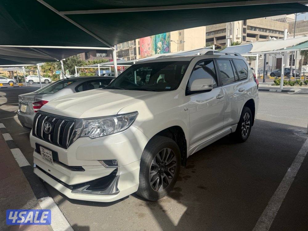 إعلان عن نجار فك وتركيب جميع غرف النوم تركيب جميع القفلة صيانه جميع  النجاره